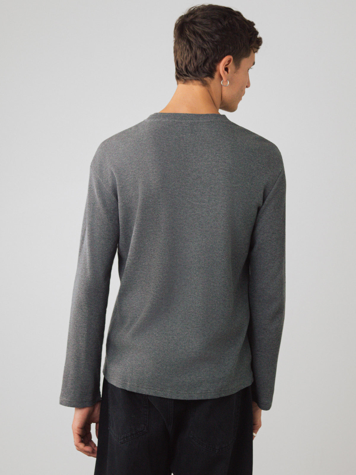 Langes Henley-Shirt