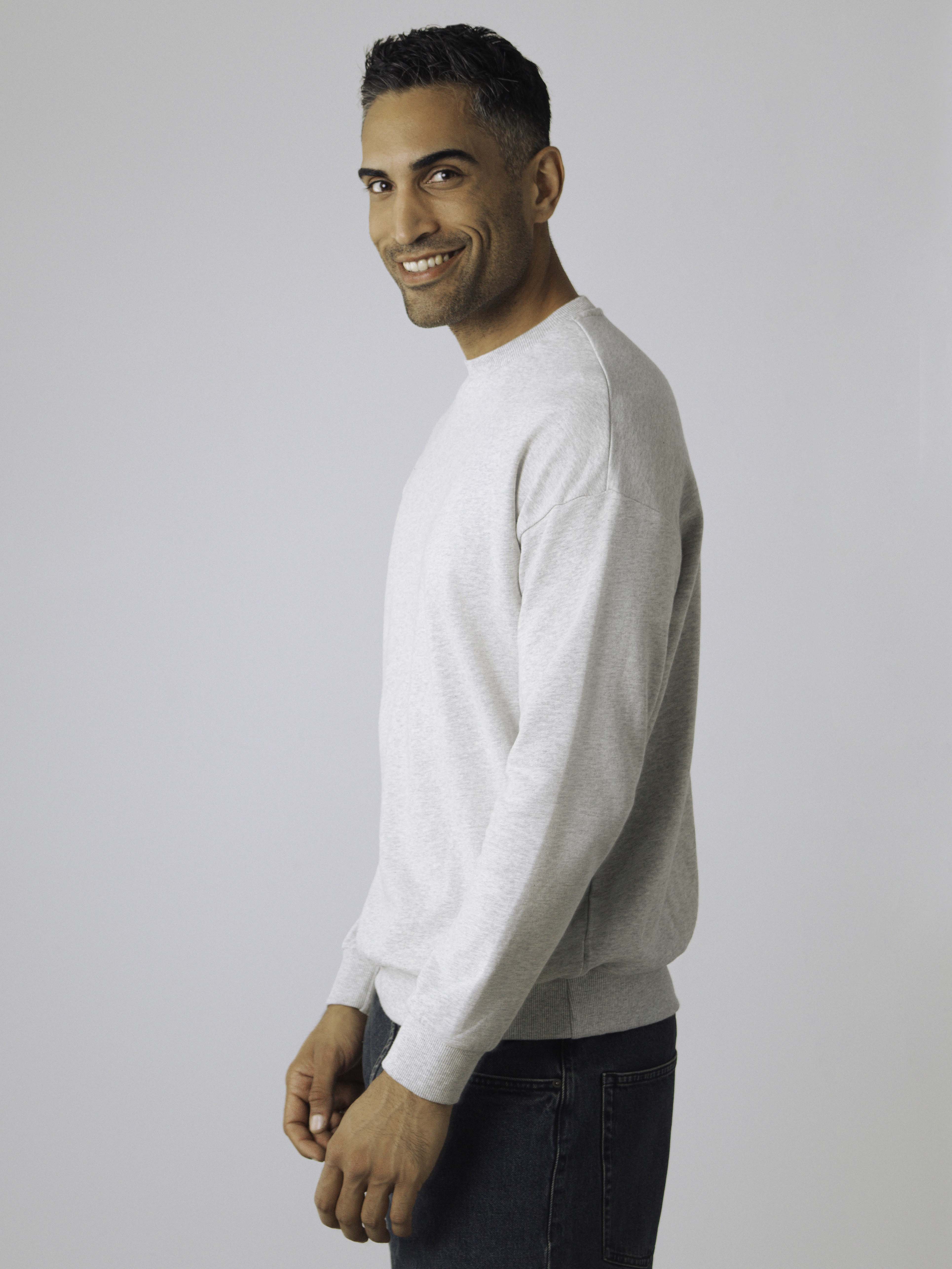 Leichter Pullover mit Rundhalsausschnitt