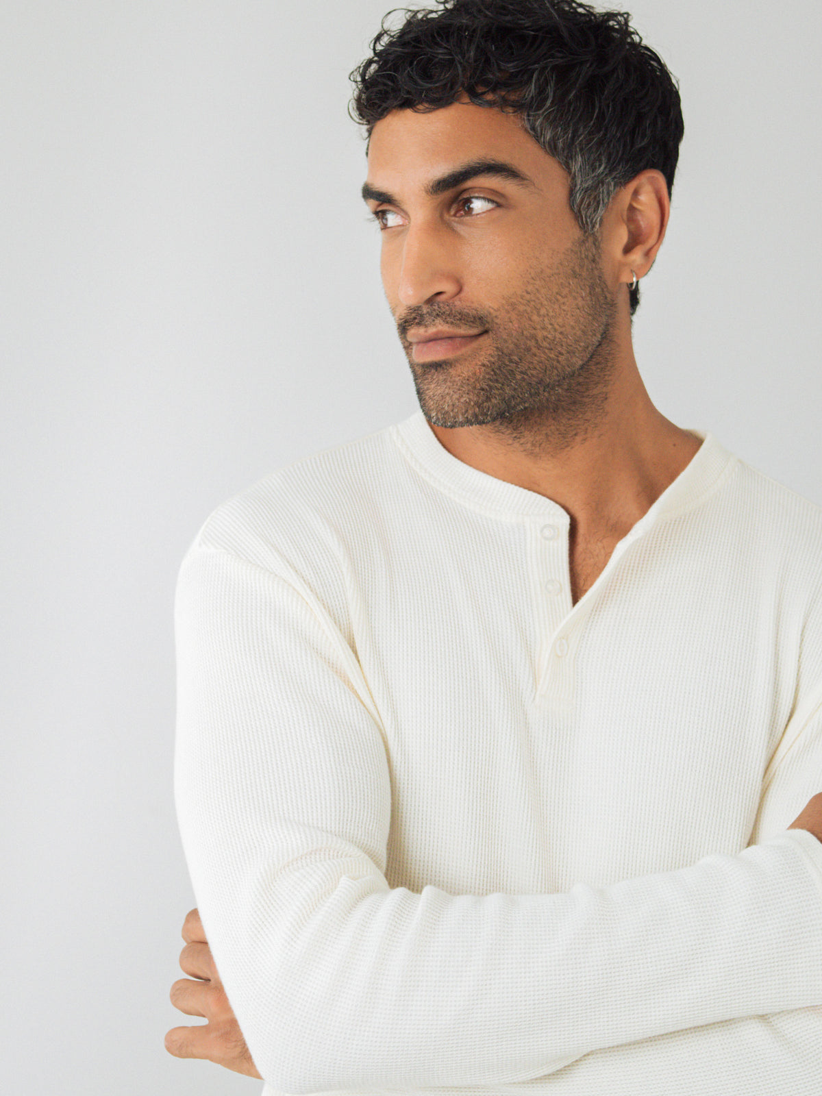 Langes Henley-Shirt